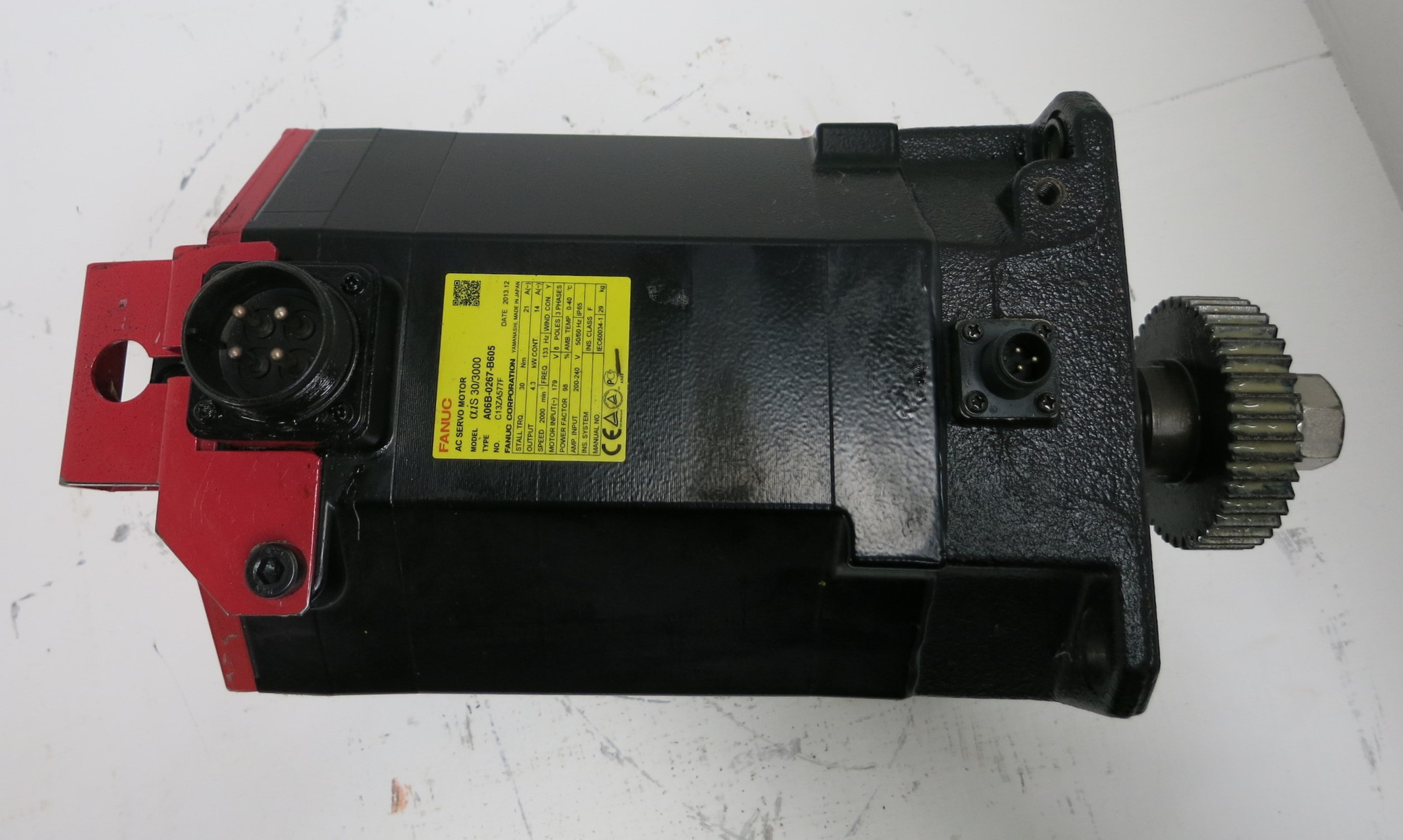 Fanuc aiS 30/3000 A06B-0267-B605 2000 RPM AC Servo Motor Pulsecoder aiAR128  (GA0714-1)